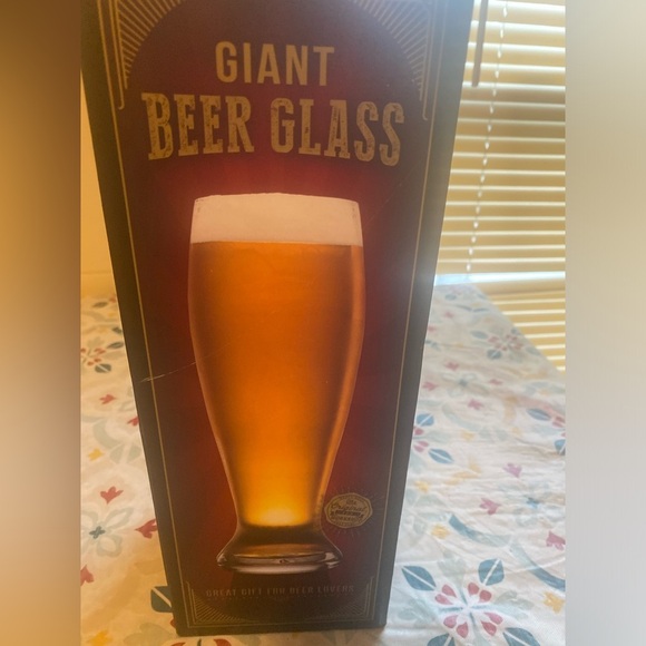 Giant Beer Glass - Picture 2 of 2